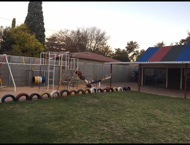 M² BUILDING FOR SALE IN SASOLBURG CENTRAL